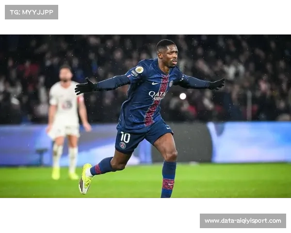 半场：巴黎1-0里尔，登贝莱远射破门吉鲁中框